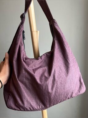 BAGGU Standard Grape Shoulder Bag